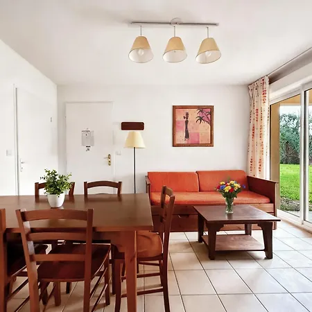 T3 Familial Avec Piscine Et Parking, Residentiel דירה *