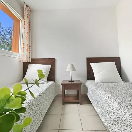 T3 Familial Avec Piscine Et Parking, Residentiel アパート Prayssac