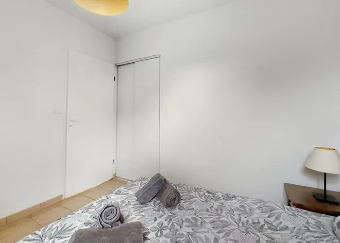 T3 Familial Avec Piscine Et Parking, Residentiel דירה *